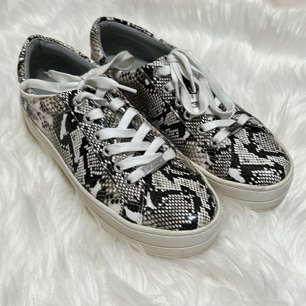 J Slides shoes